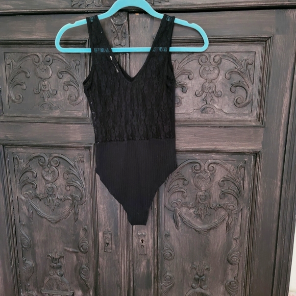 Black bodysuit - Picture 2 of 3